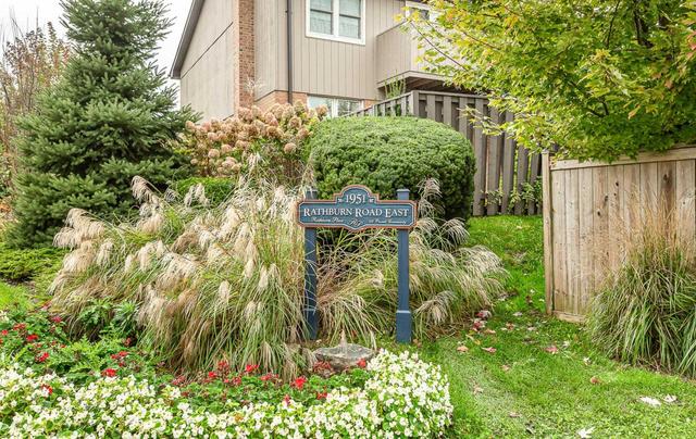 60 - 1951 Rathburn Rd E, Townhouse with 3 bedrooms, 4 bathrooms and 2 parking in Mississauga ON | Image 1