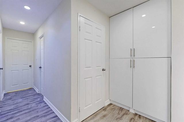 1105 - 180 Markham Rd, Condo with 3 bedrooms, 2 bathrooms and 1 parking in Toronto ON | Image 25