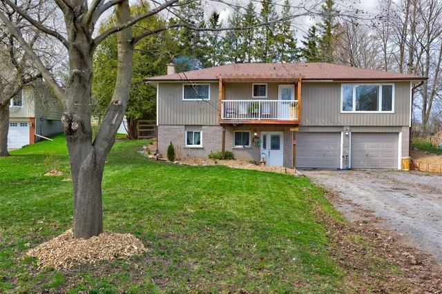 43 Lakeview Blvd, House detached with 3 bedrooms, 2 bathrooms and 10 parking in Kawartha Lakes ON | Image 1