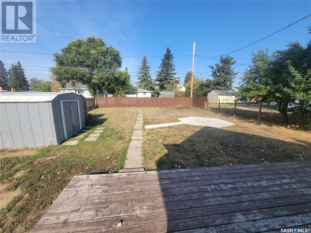 313 1st Street W, House detached with 2 bedrooms, 1 bathrooms and null parking in Wilkie SK | Image 15
