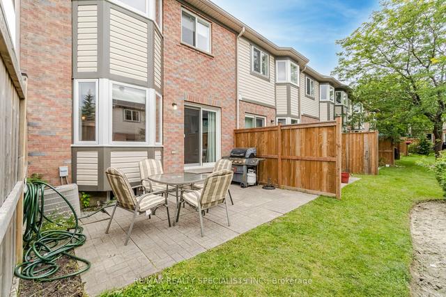 36 - 5255 Guildwood Way, Townhouse with 3 bedrooms, 3 bathrooms and 2 parking in Mississauga ON | Image 30