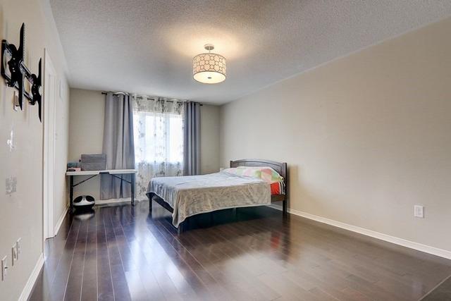 1125 Bur Oak Ave, House attached with 3 bedrooms, 3 bathrooms and 3 parking in Markham ON | Image 13
