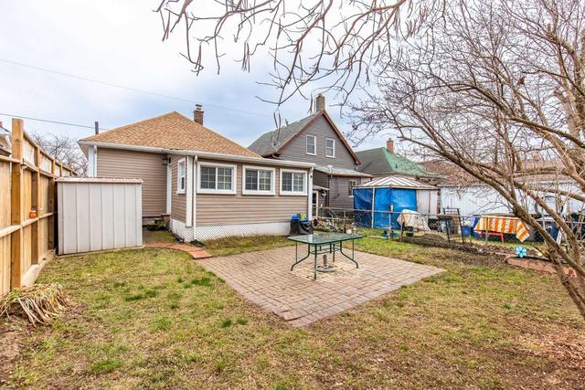 9 Wilson St, House detached with 3 bedrooms, 1 bathrooms and 1 parking in St. Catharines ON | Image 17