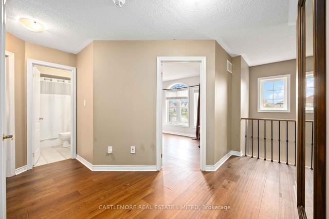 31 Baylawn Circ, House detached with 4 bedrooms, 3 bathrooms and 6 parking in Brampton ON | Image 24