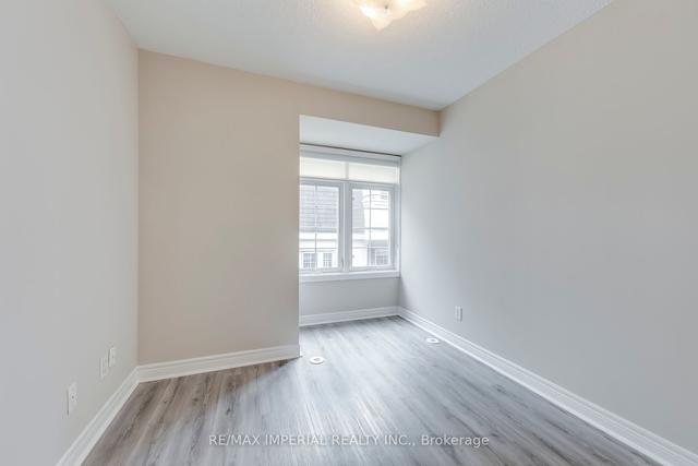1 - 45 Cedarcroft Blvd, Townhouse with 3 bedrooms, 3 bathrooms and 1 parking in Toronto ON | Image 11