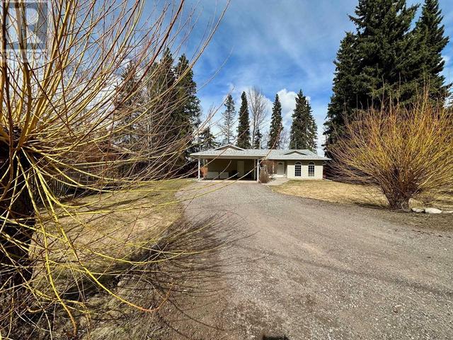 940 Oak Crescent, House detached with 4 bedrooms, 2 bathrooms and null parking in Telkwa BC | Image 40