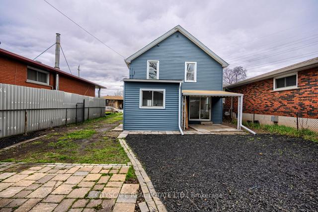 820 Dunn Ave, House detached with 3 bedrooms, 1 bathrooms and 3 parking in Hamilton ON | Image 18