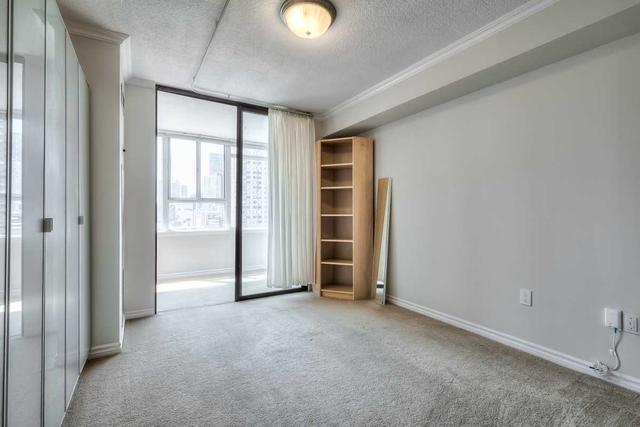 1016 - 45 Carlton St, Condo with 2 bedrooms, 2 bathrooms and 1 parking in Toronto ON | Image 13