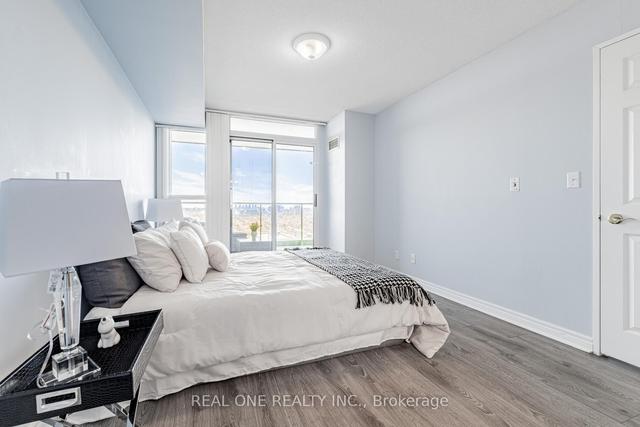3307 - 23 Hollywood Ave, Condo with 2 bedrooms, 2 bathrooms and 1 parking in Toronto ON | Image 35
