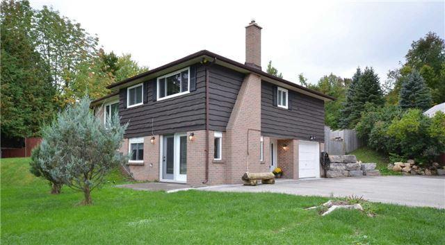 5172 Trafalgar Rd, House detached with 3 bedrooms, 2 bathrooms and 8 parking in Erin ON | Image 2