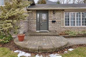1540 Constance Dr, House detached with 3 bedrooms, 3 bathrooms and 5 parking in Oakville ON | Image 2