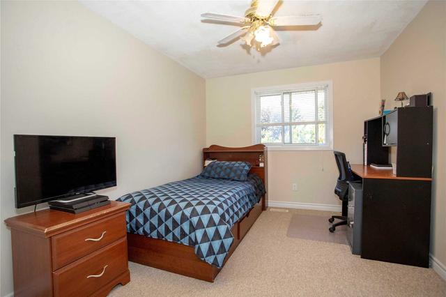 26 - 160 Conway Dr, Townhouse with 3 bedrooms, 2 bathrooms and 2 parking in London ON | Image 8