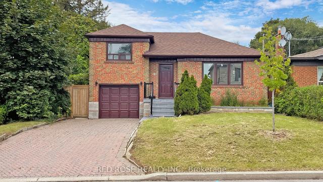 120 Harlandale Ave, House detached with 3 bedrooms, 3 bathrooms and 5 parking in Toronto ON | Image 1