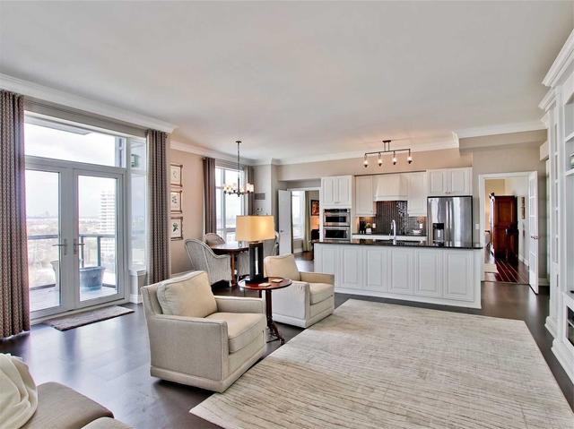 ph05 - 1135 Royal York Rd, Condo with 2 bedrooms, 3 bathrooms and 2 parking in Toronto ON | Image 6