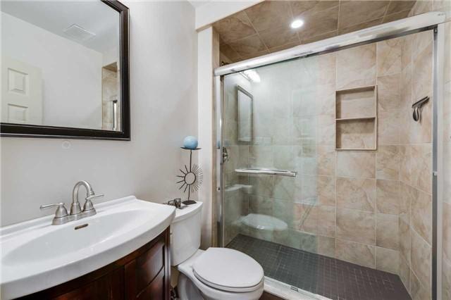 42 Irwin Ave, Townhouse with 2 bedrooms, 2 bathrooms and null parking in Toronto ON | Image 16