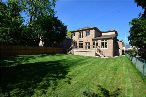 84 Haliburton Ave, House detached with 4 bedrooms, 4 bathrooms and 6 parking in Toronto ON | Image 19