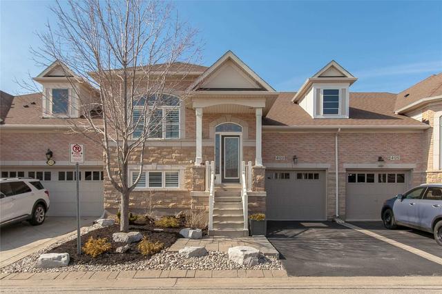 4123 Prentice Common, House attached with 2 bedrooms, 3 bathrooms and 2 parking in Burlington ON | Image 1