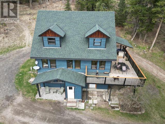 7220 Summit Road, House detached with 4 bedrooms, 2 bathrooms and null parking in Cariboo H BC | Image 1
