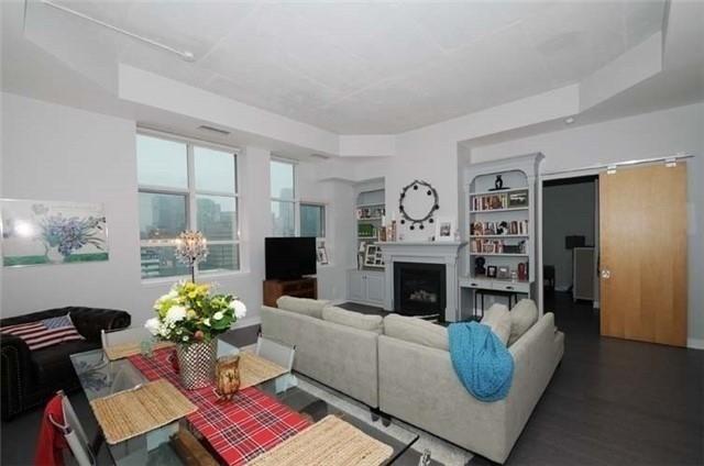 1001 - 155 Dalhousie St, Condo with 2 bedrooms, 2 bathrooms and 2 parking in Toronto ON | Image 3