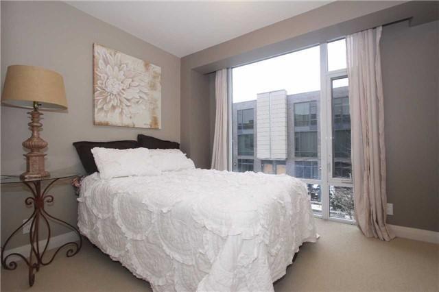 th-42 - 23 Valhalla Inn Rd S, Townhouse with 3 bedrooms, 3 bathrooms and 1 parking in Toronto ON | Image 7