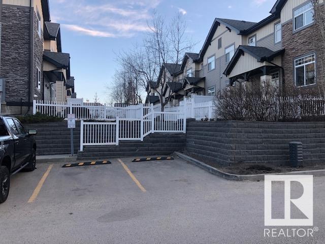 11 - 465 Hemingway Rd Nw, House attached with 3 bedrooms, 2 bathrooms and 2 parking in Edmonton AB | Image 6