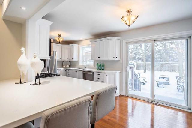 1061 Melvin Ave, House detached with 4 bedrooms, 4 bathrooms and 5 parking in Oakville ON | Image 9