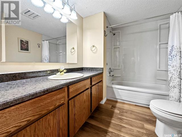 16 - 275 Alpine Crescent, House attached with 2 bedrooms, 3 bathrooms and null parking in Swift Current SK | Image 21