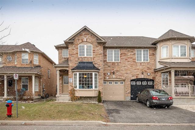 1105 Barr Cres, House semidetached with 4 bedrooms, 3 bathrooms and 2 parking in Milton ON | Image 1