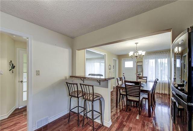 263 Codsell Ave, House detached with 3 bedrooms, 3 bathrooms and 6 parking in Toronto ON | Image 5