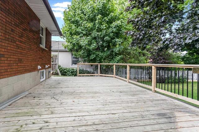 upper - 17 West 21st St, House detached with 3 bedrooms, 1 bathrooms and 2 parking in Hamilton ON | Image 16