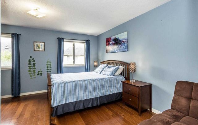 41 - 4 Sinclair Crt, Townhouse with 3 bedrooms, 4 bathrooms and 1 parking in Brampton ON | Image 9