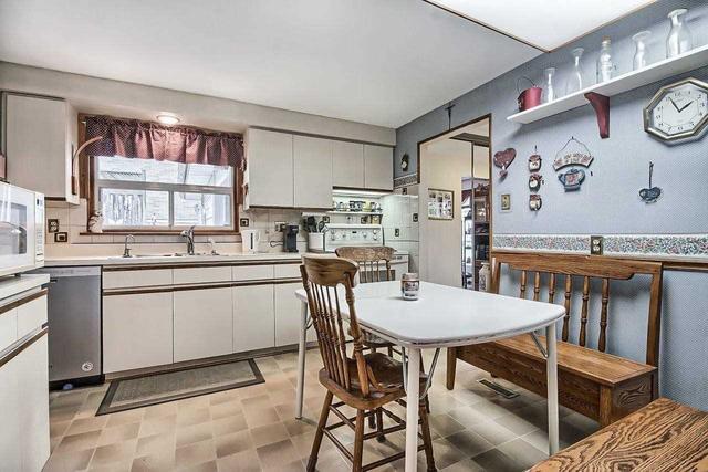 86 Hill Dr, House detached with 3 bedrooms, 1 bathrooms and 5 parking in Aurora ON | Image 31
