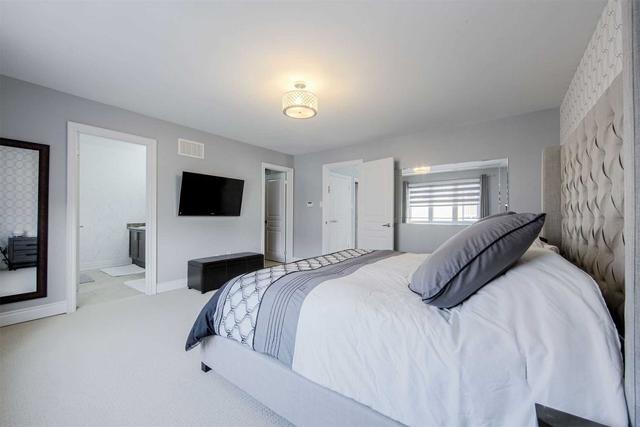 79 Sequin Dr, House attached with 3 bedrooms, 4 bathrooms and 3 parking in Richmond Hill ON | Image 14