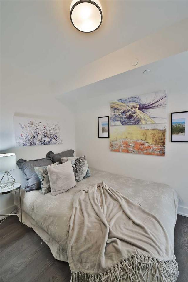 108 - 80 Vanauley St, Townhouse with 2 bedrooms, 3 bathrooms and 1 parking in Toronto ON | Image 9