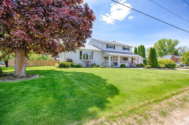 143 Drive In Road, House detached with 4 bedrooms, 2 bathrooms and 6 parking in Laurentian Valley ON | Image 3
