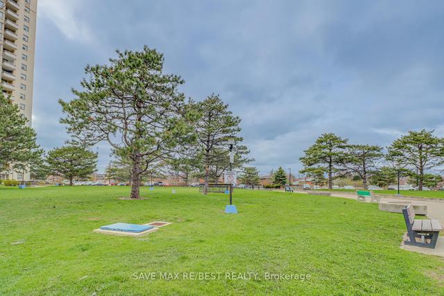 2707 - 380 Dixon Rd, Condo with 3 bedrooms, 2 bathrooms and 1 parking in Toronto ON | Image 25