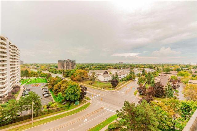 1002 - 4 Lisa St, Condo with 2 bedrooms, 1 bathrooms and 1 parking in Brampton ON | Image 19