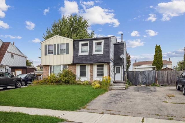 17 White Owl Cres, House semidetached with 3 bedrooms, 2 bathrooms and 2 parking in Brantford ON | Card Image