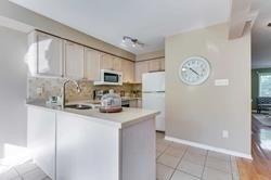 3448 Covent Cres, House attached with 4 bedrooms, 4 bathrooms and 1 parking in Mississauga ON | Image 5