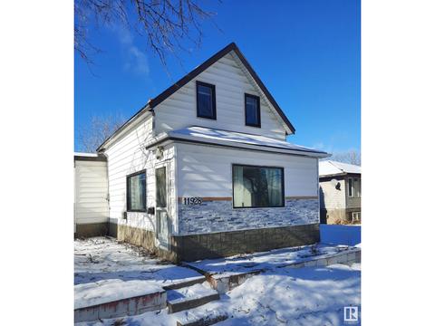 11928 68 St Nw, House detached with 2 bedrooms, 1 bathrooms and null parking in Edmonton AB | Card Image