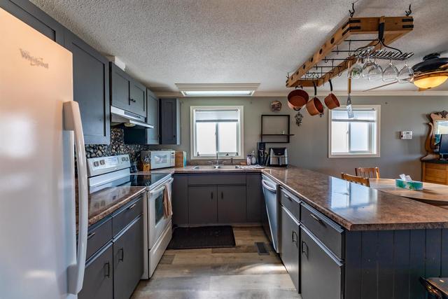 109 Skogg Avenue, House detached with 3 bedrooms, 1 bathrooms and 2 parking in Hinton AB | Image 7