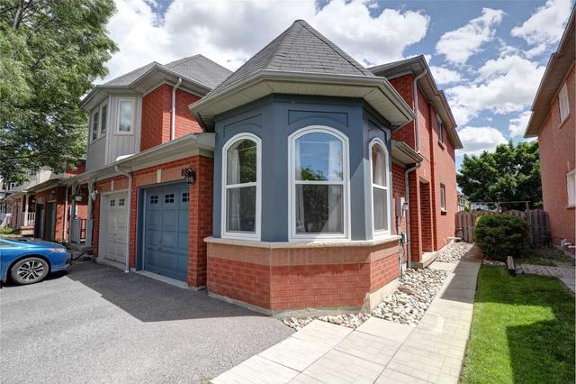 88 Zachary Pl, House attached with 3 bedrooms, 4 bathrooms and 3 parking in Whitby ON | Image 23