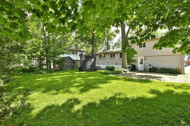 471 Forestwood Cres, House detached with 4 bedrooms, 2 bathrooms and 3 parking in Burlington ON | Image 14