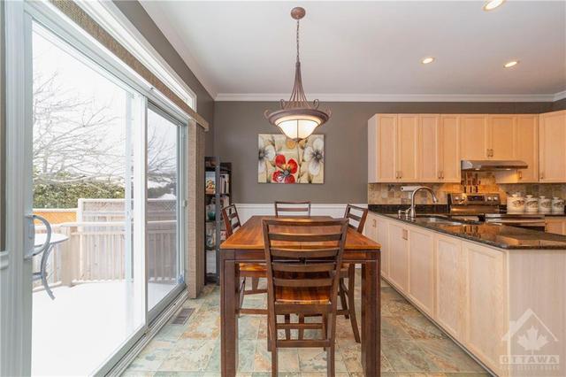 19 Mattawa Crescent, House detached with 5 bedrooms, 3 bathrooms and 4 parking in Ottawa ON | Image 8