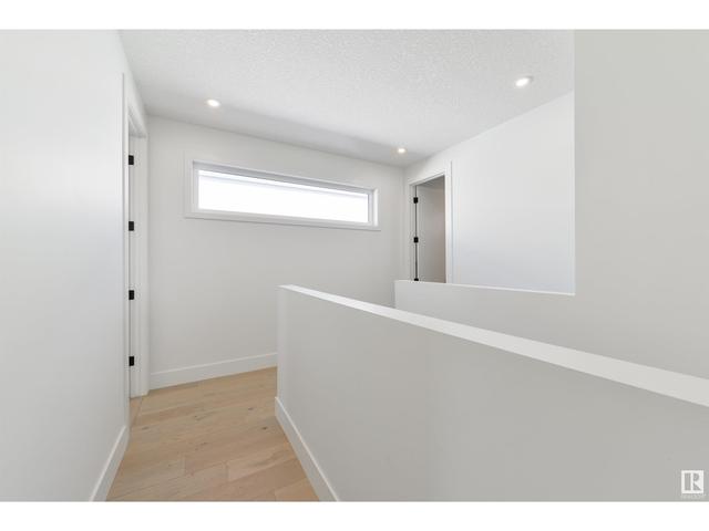 10515 75 St Nw, House detached with 5 bedrooms, 3 bathrooms and null parking in Edmonton AB | Image 34