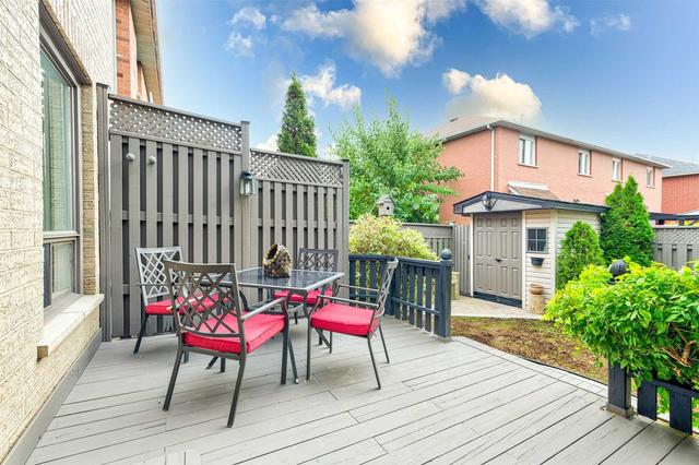 6 Lofty Pines Pl, House semidetached with 3 bedrooms, 3 bathrooms and 4 parking in Brampton ON | Image 14