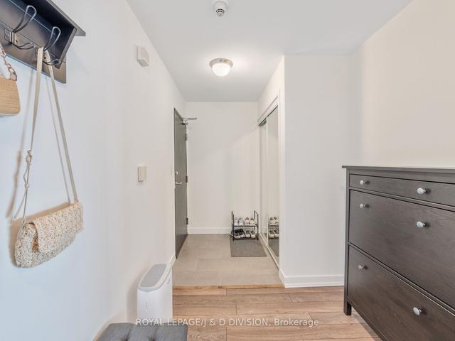 1812 - 15 Fort York Blvd, Condo with 2 bedrooms, 2 bathrooms and 1 parking in Toronto ON | Image 23