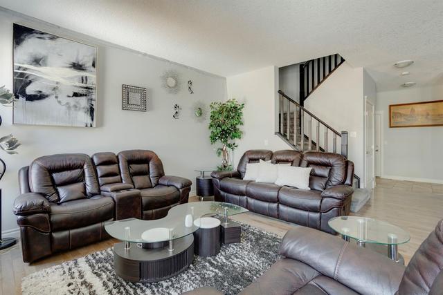129 Nolanhurst Way Nw, House detached with 4 bedrooms, 3 bathrooms and 4 parking in Calgary AB | Image 13