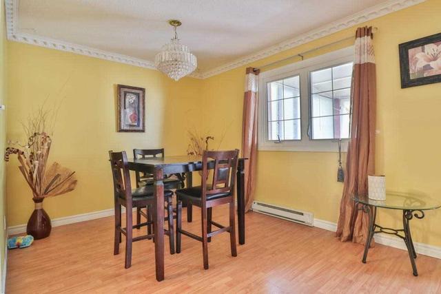 25 Jackman Dr, House attached with 3 bedrooms, 2 bathrooms and 2 parking in Brampton ON | Image 5