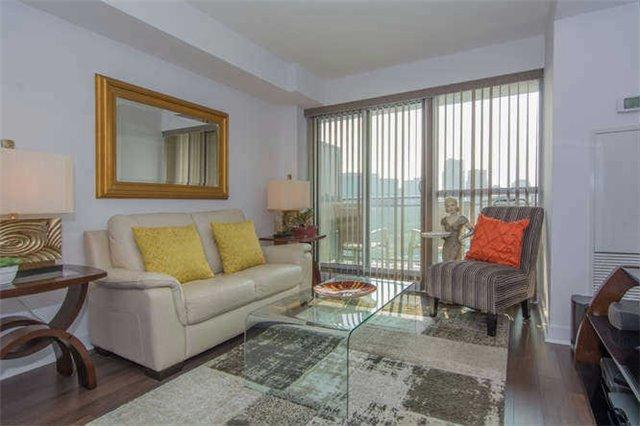 721 - 120 Dallimore Circ, Condo with 1 bedrooms, 1 bathrooms and 2 parking in Toronto ON | Image 6